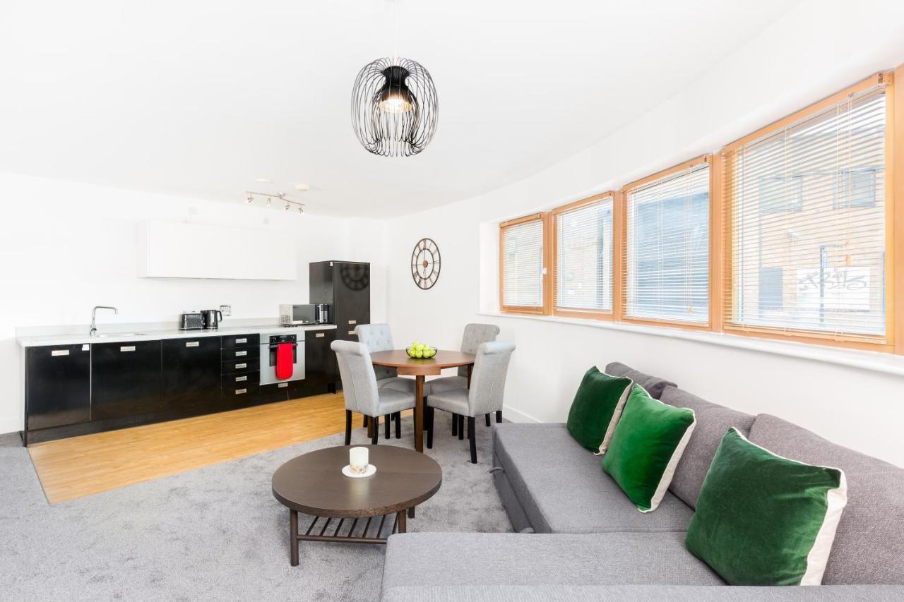 Washington 2 Bedroom Apartment By The Cube & Mailbox & Private Terrace Бирмингем Экстерьер фото