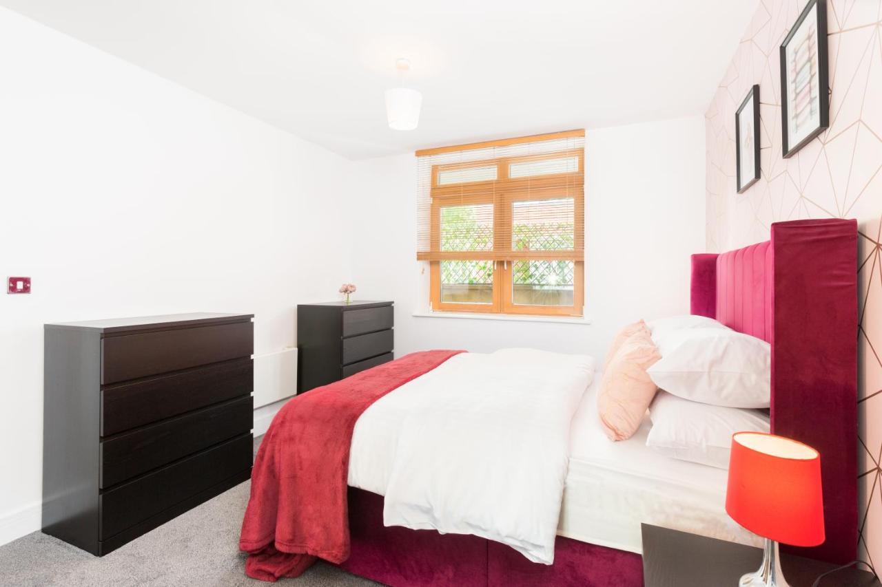 Washington 2 Bedroom Apartment By The Cube & Mailbox & Private Terrace Бирмингем Экстерьер фото
