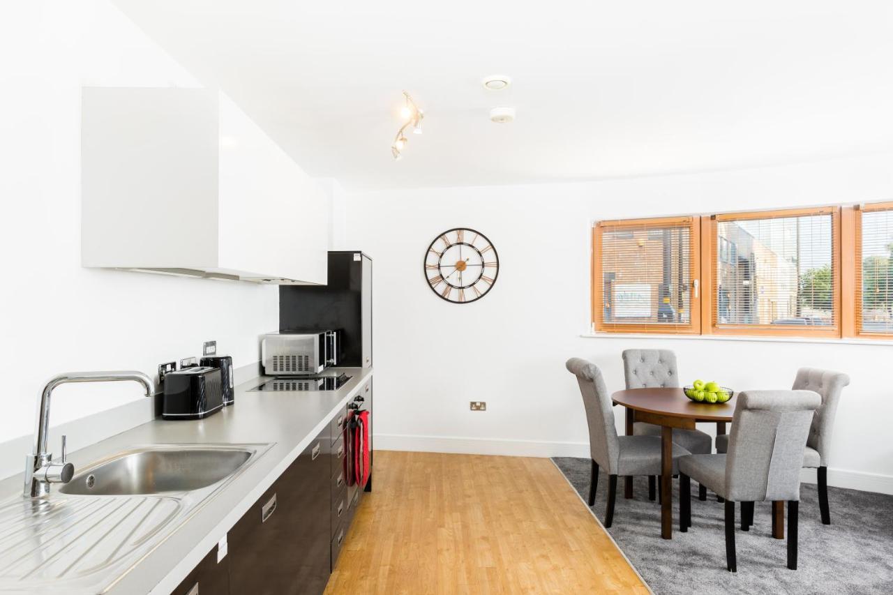 Washington 2 Bedroom Apartment By The Cube & Mailbox & Private Terrace Бирмингем Экстерьер фото